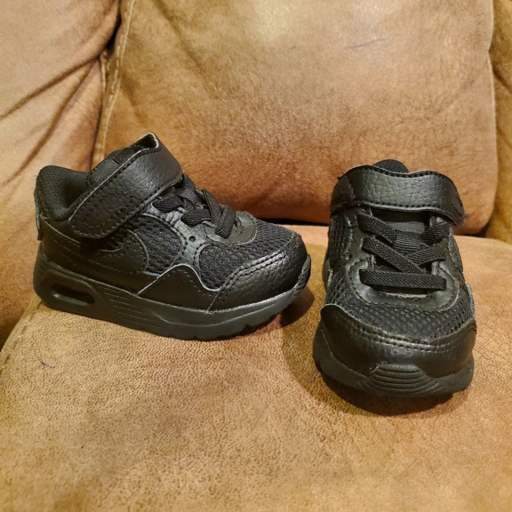 Nike Air Max Size 4C